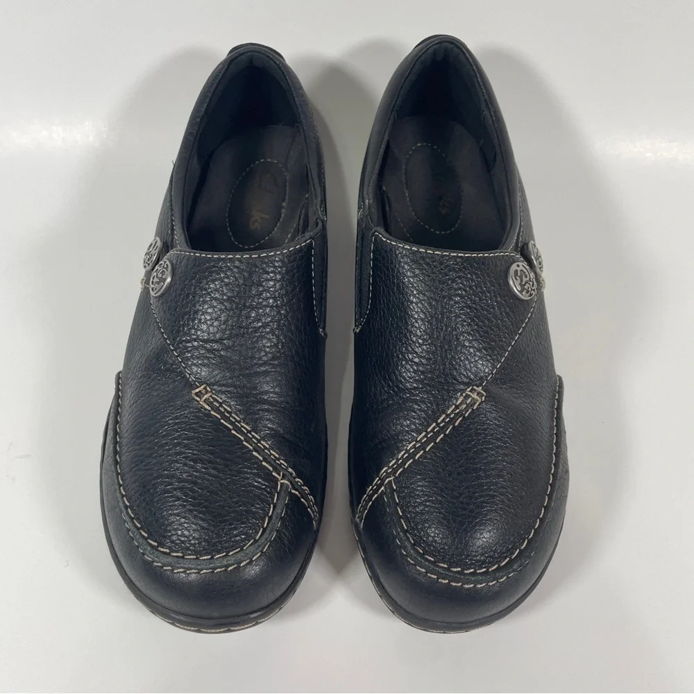 Clarks, size 6.5 Wide
